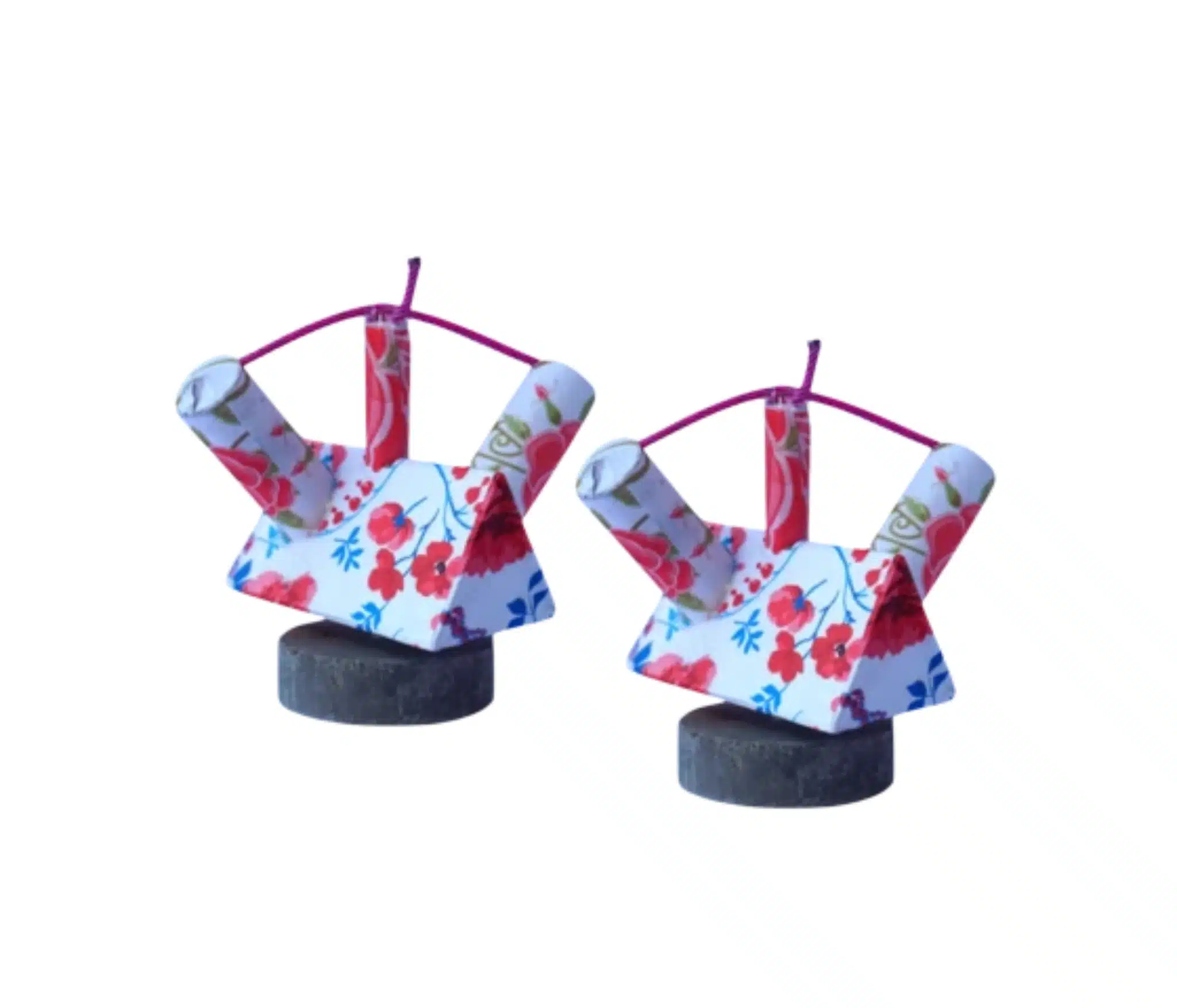 Cánh hoa xoay độc đáo