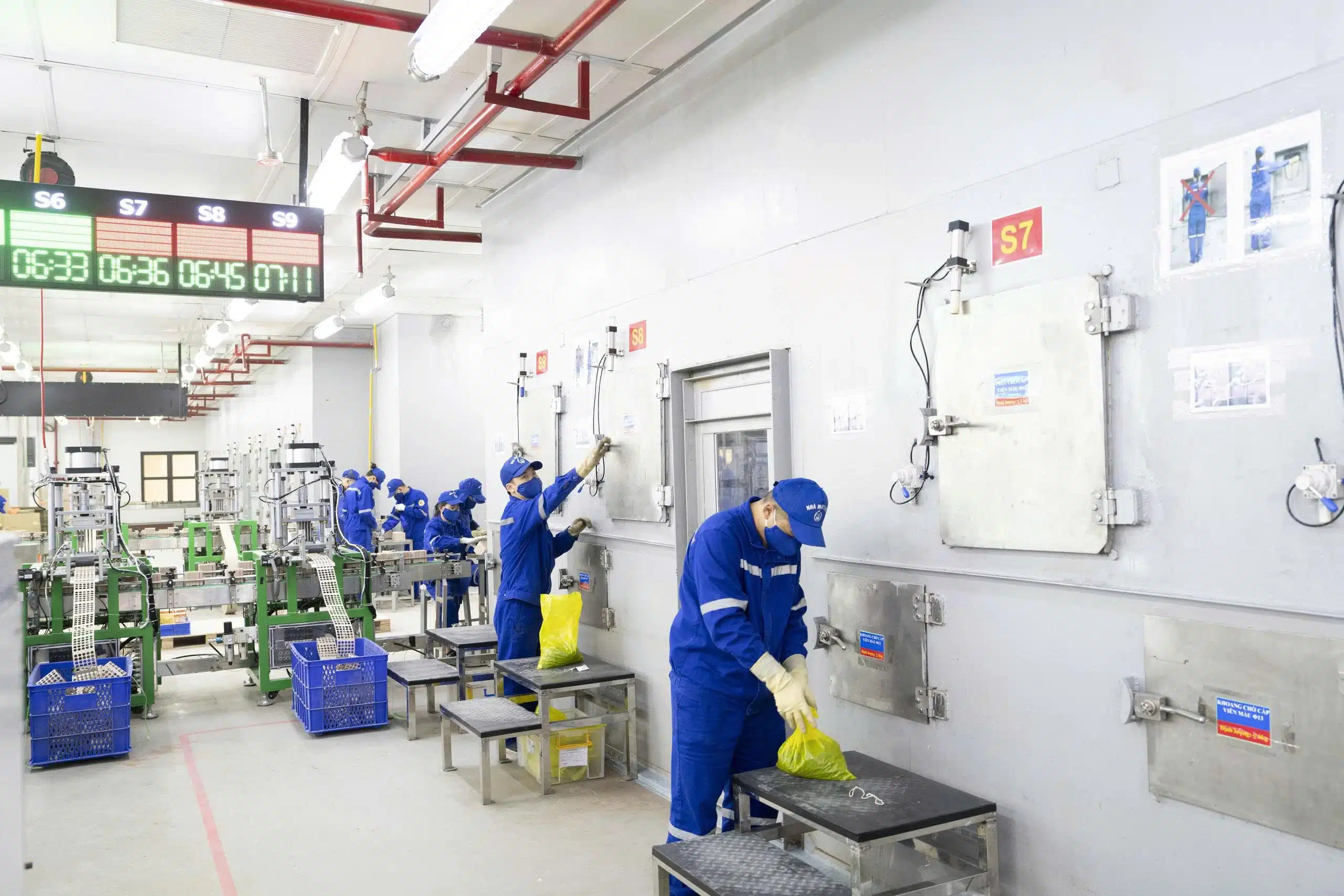 Pháo hoa vi sinh nhật hiệu ứng đêm đẹp